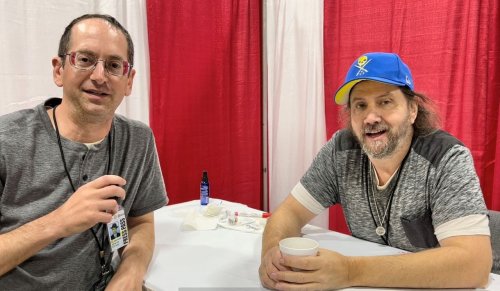 Talking with ‘Scream’ star Jamie Kennedy, William Shatner’s neighbor at comic con