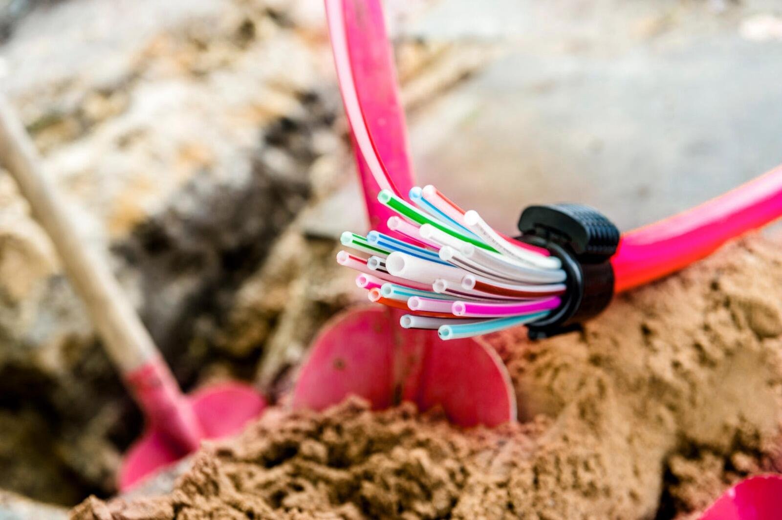 Telekom vermeldet neuen Glasfaser-Ausbaurekord