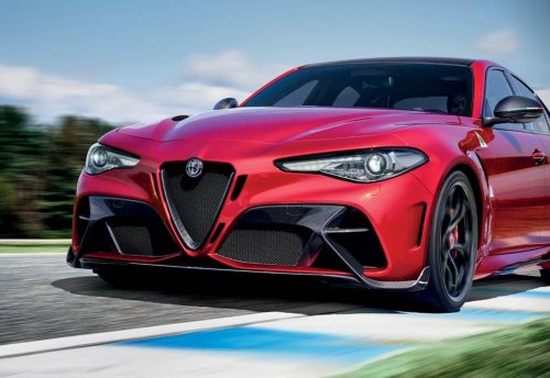 Alfa Romeo teasert erstes Elektroauto an, das alles verändern soll