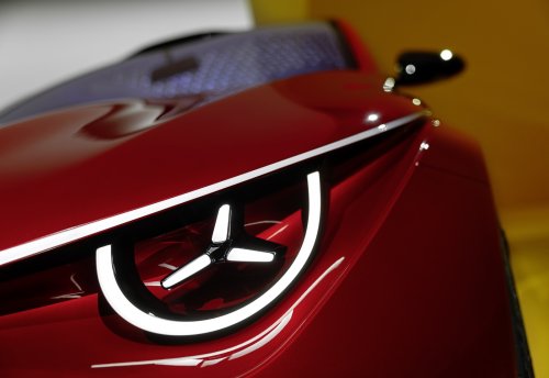 Mercedes EQE „SUS“: Das ganz neue Elektroauto liegt auf Eis