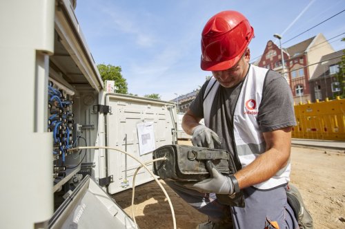 Glasfaser für Millionen Mieter: Wohnungswirtschaft paktiert mit Vodafone