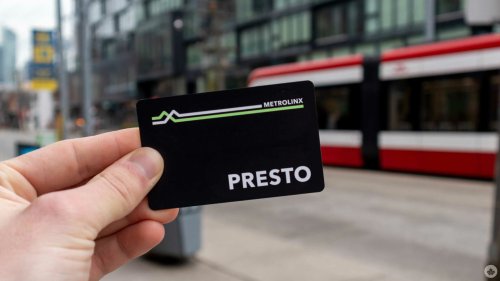 Metrolinx warns Presto card users of 'card clash'