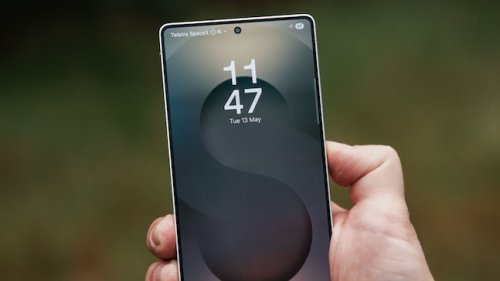 Telstra plans sat-to-device messaging in coming months