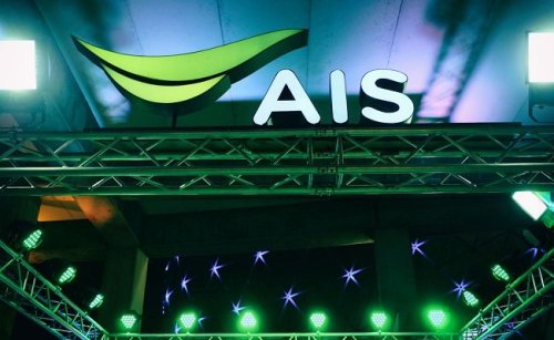 Thai court backs AIS in concession dispute
