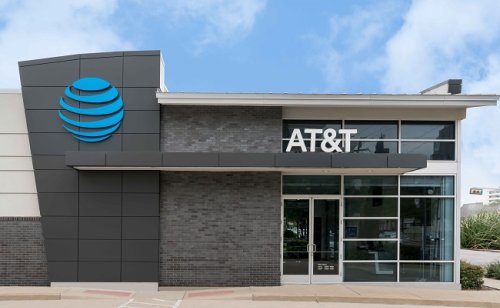 AT&T shifts IoT, connected car to new unit