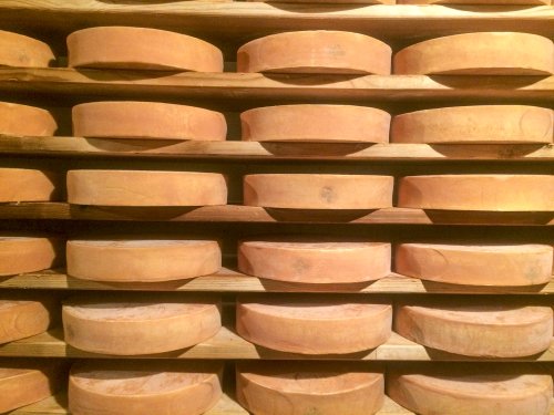 Yes, the Government Really Does Stash Billions of Pounds of Cheese in Missouri Caves