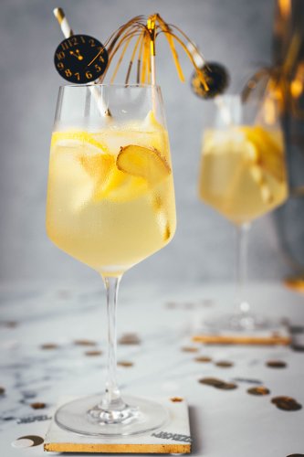 Sparkling Ginger Lemon Mocktail – Mein Silvesterdrink 2021