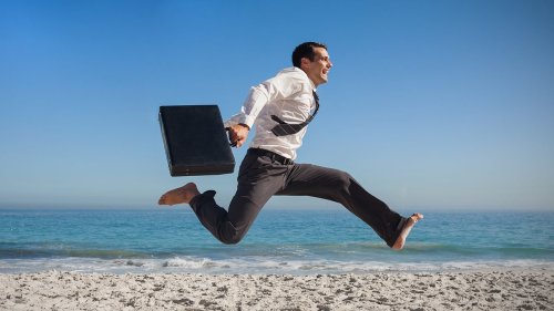 Vacanze 2027, come avere 30 giorni di pausa con appena 9 di ferie
