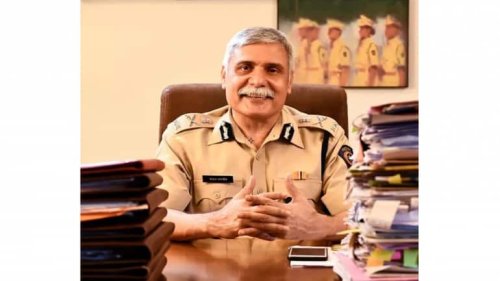 ED summons ex-Mumbai police chief Sanjay Pandey in connection to NSE co-location case