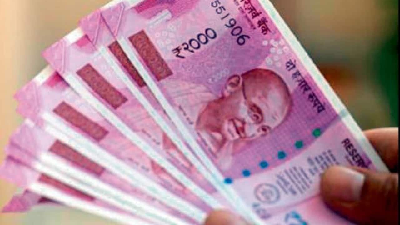 RBI making selective intervention in spot market despite rupee hitting all-time low: Experts