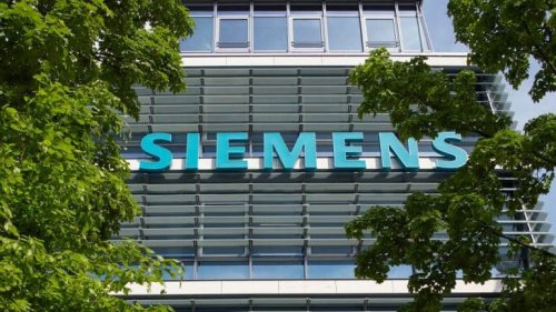 Siemens lowest bidder for manufacturing 1,200 electric locomotives worth Rs 20,000 cr