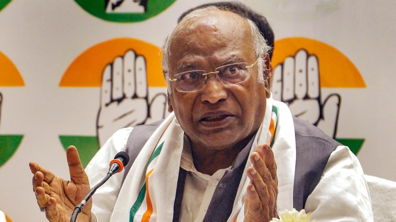 Rupee sinks to record low: Kharge says currency has ‘no value’ under Modi; Priyanka asks, ‘What is BJP’s answer now?’