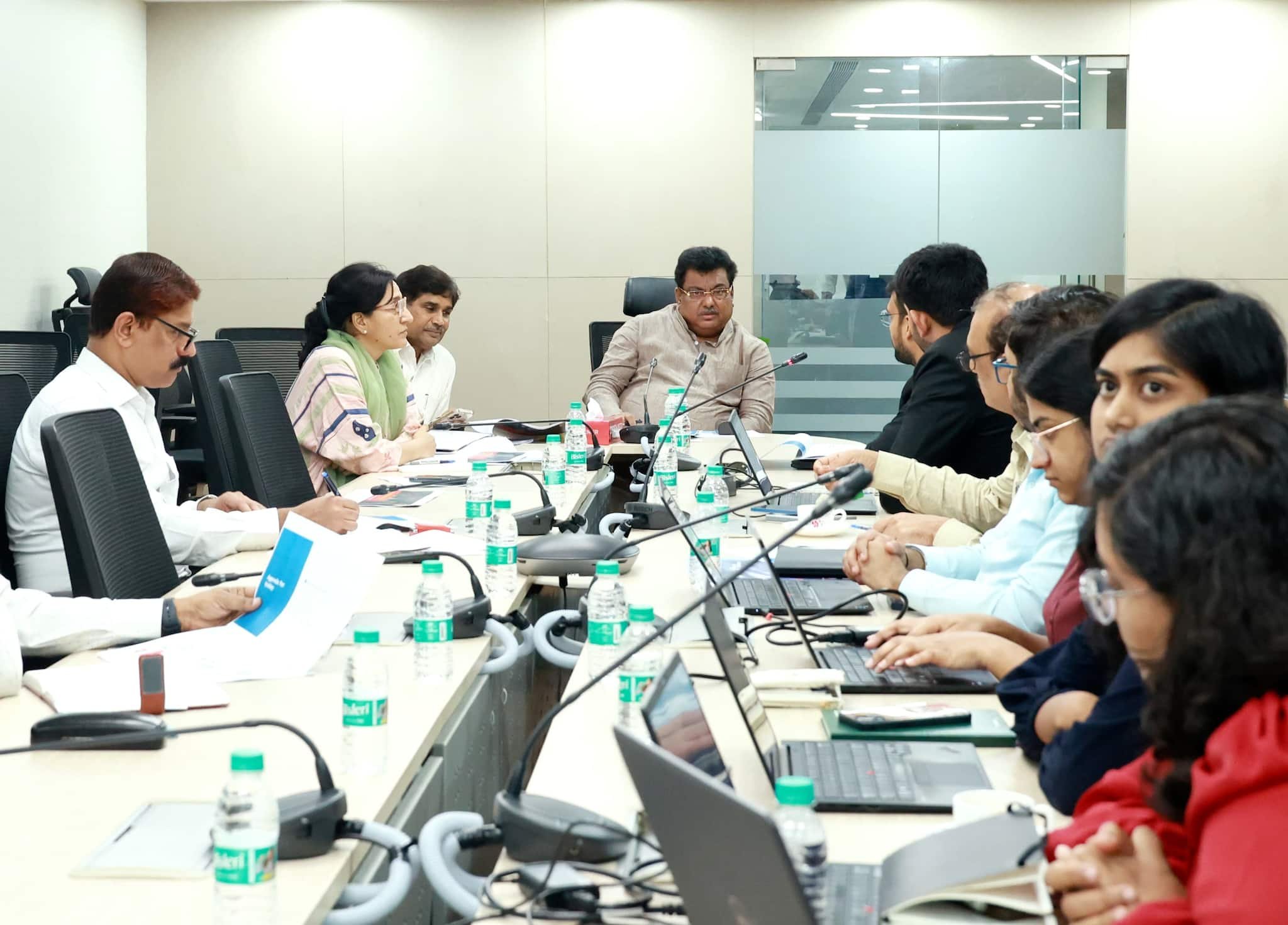 Karnataka discusses impact of US tariffs, assesses progress of MoUs signed during investors meet