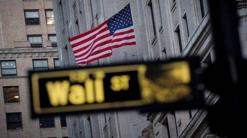 Wall Street climbs 1% on upbeat results, Fed relief