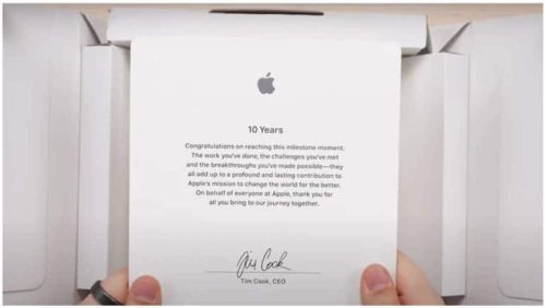 Apple Gives Employees This Gift On Their 10 year Anniversary Flipboard