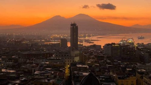 how-to-describe-naples-italy-it-s-like-calcutta-with-baroque-flipboard