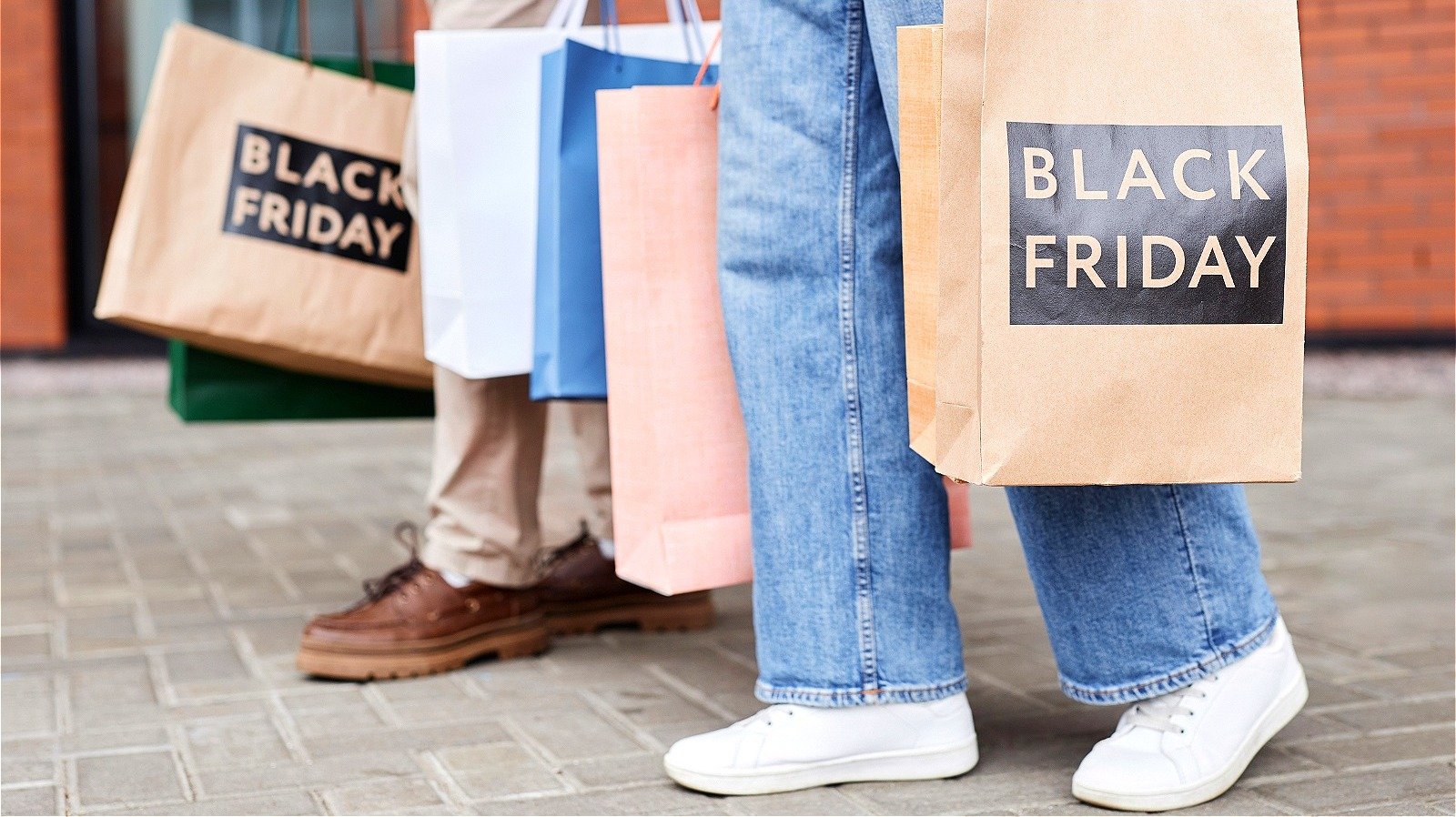 How Much Do Americans Spend On Black Friday?
