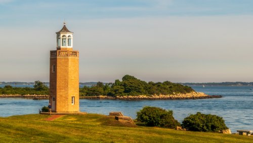 A Riverside Town Known As The 'Submarine Capital Of The World' Is One Of The Best Places To Retire In Connecticut