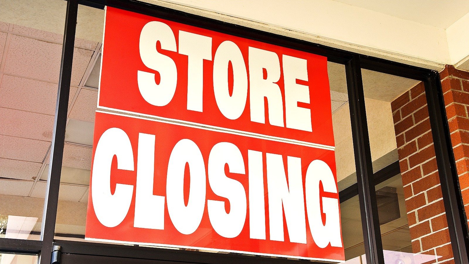 Furniture Chain Closing All 328 Stores Amid Parent Company's Bankruptcy
