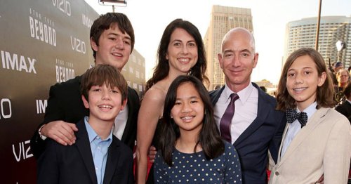 Dynasty trust: The Bezos clan and other ultra-rich American families use 1 specific legal maneuver to pass wealth up to a whopping 40 more generations — here's how they protect their hoard
