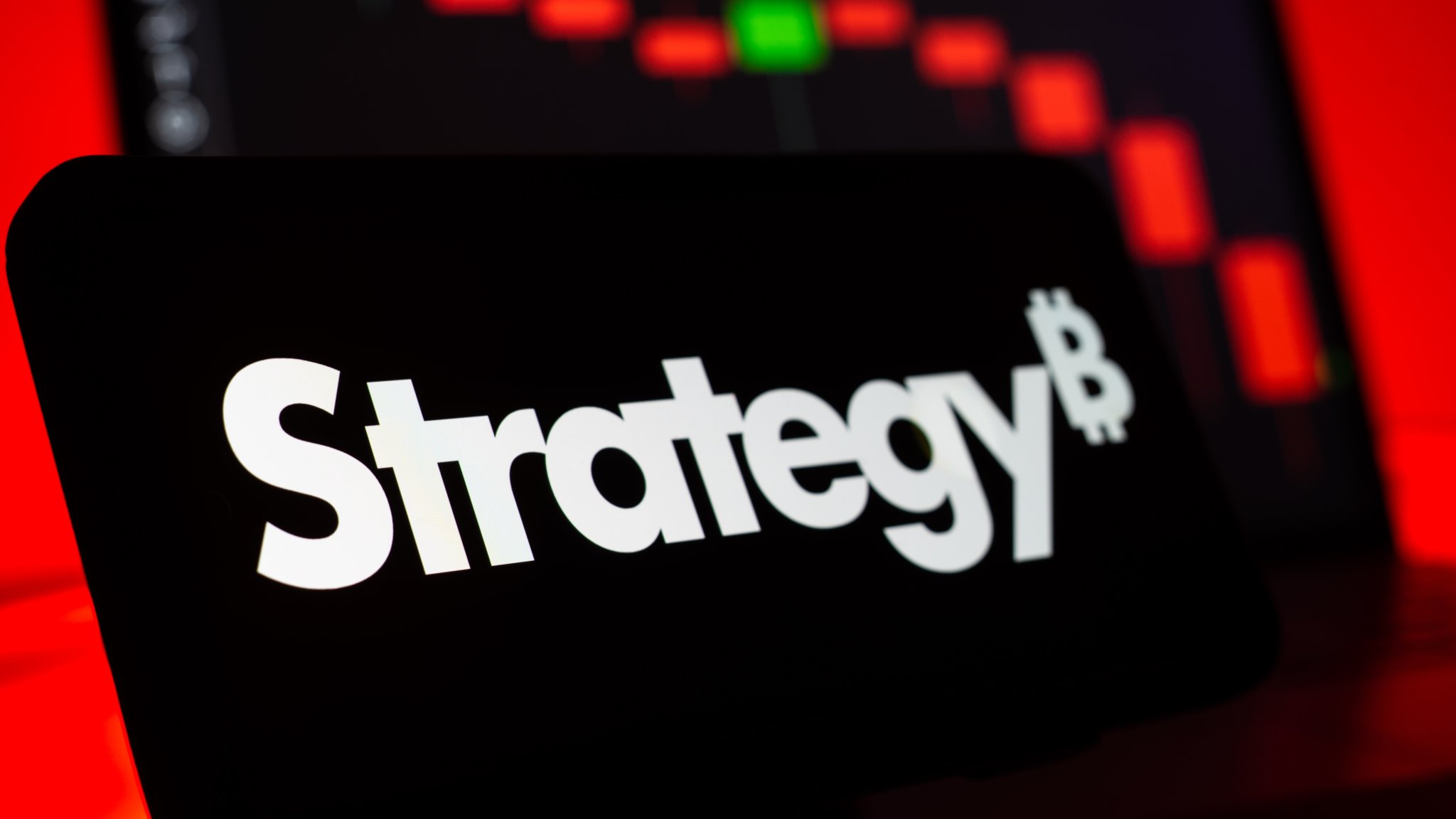 ‘Who in their right mind would rather buy crypto right now?’ As prices plunge after Strategy sell, some say the bitcoin bear may roar for a while