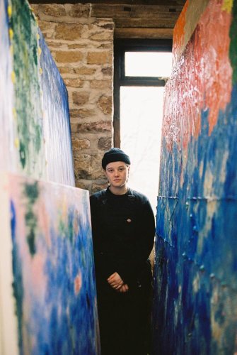 Interview mit Daisy Parris: "Punk ist nicht tot, abstrakte Malerei ist nicht tot"