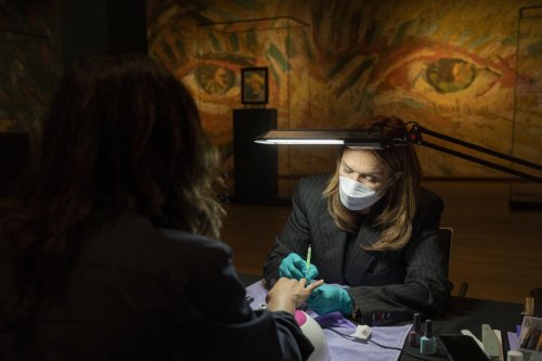 Im Nagelstudio mit Vincent van Gogh: Niederländische Museen werden aus Protest zu Beauty Salons