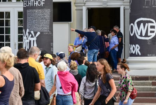 Documenta verzeichnet in der ersten Halbzeit über 410.000 Besucher