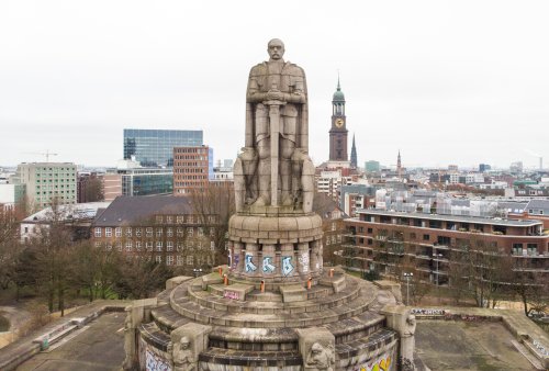 Künstlerischer Wettbewerb zur Auseinandersetzung mit Bismarck-Denkmal