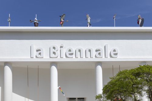 Fazit zur Venedig-Biennale: Ein neues, feministisches Hippietum