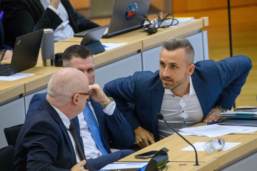 Sachsen-Anhalt: Parlament lehnt AfD-Antrag zu "Stolz-Pass" ab