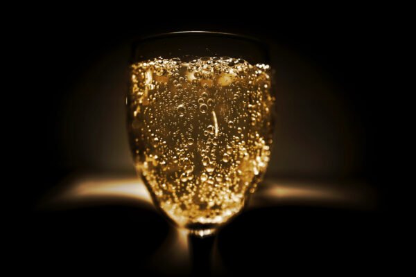 Introduce Yourself to the World of Fine Sparkling Wine