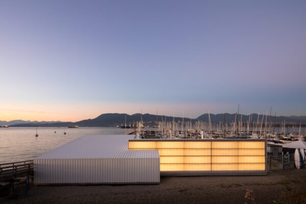 This Simple Yacht Club Building in Vancouver Just Won the Highest Architectural Award in Canada