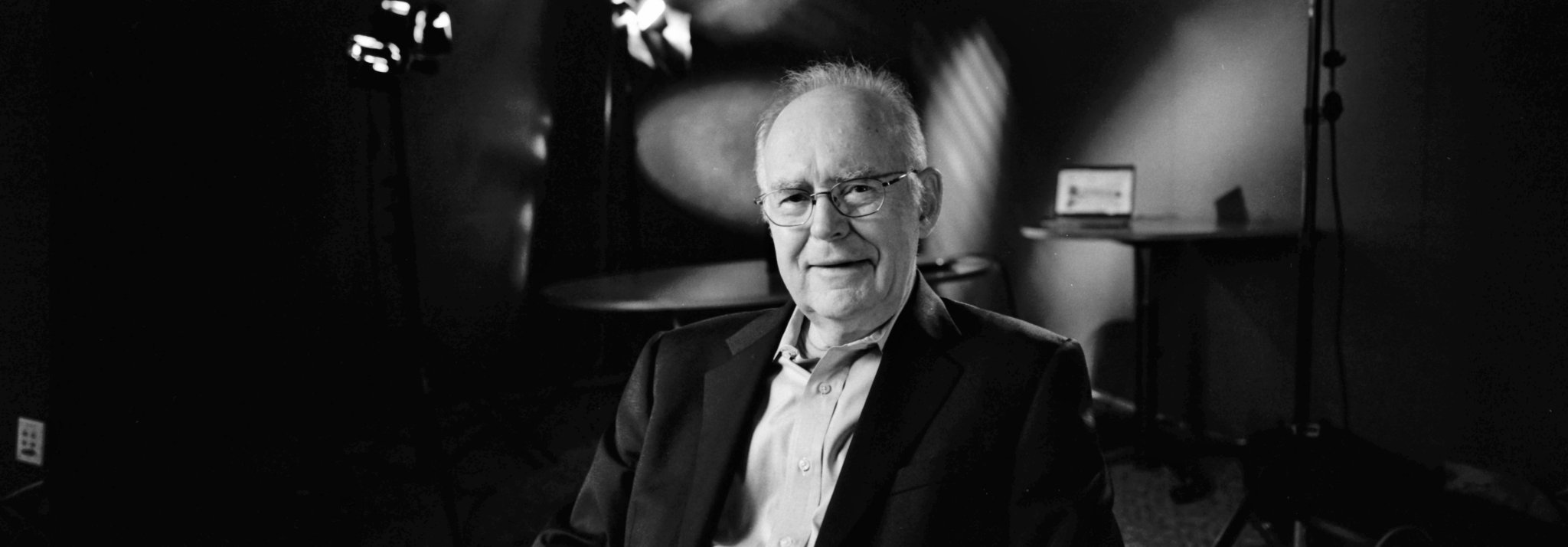 Intel Co-Founder Gordon Moore Dies at Age 94