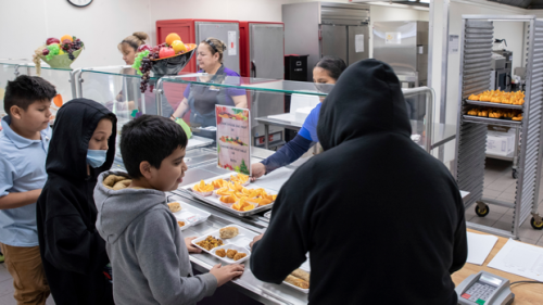 Minnesota Senate Backs Free School Meals for All Students
