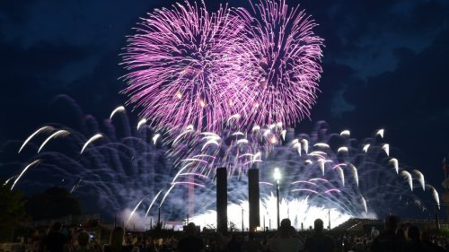 Pyronale Berlin 2022: Feuerwerks-Spektakel findet trotz Trockenheit statt