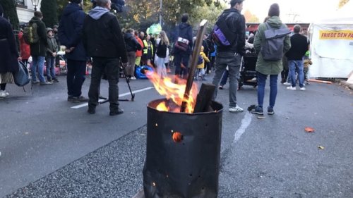 Grunewald: Demonstration startet – Anwohner reagieren ungehalten