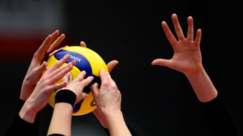 Potsdamer Volleyballerinnen kassieren Rückschlag