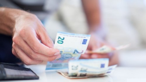 Festgeld & Tagesgeld aktuell: Diese Bank erhöht Zinsen - Top-Angebote von Klarna & Co.
