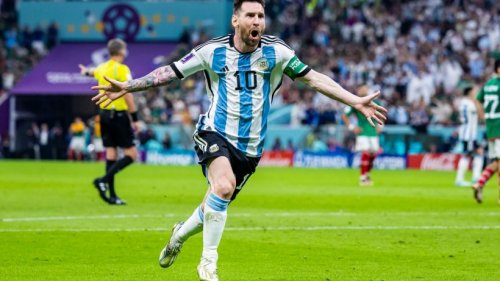 Das Duell der Weltfußballer: Lewandowski vs. Messi