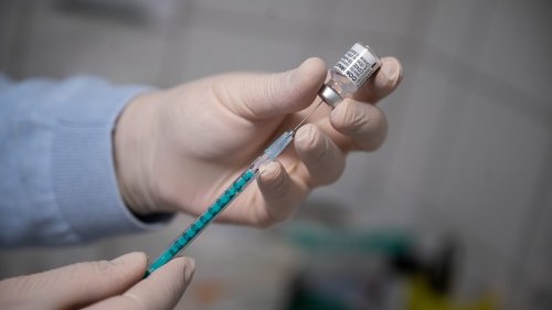 Johnson & Johnson, Moderna & Biontech: Welcher Impfstoff ist der beste?
