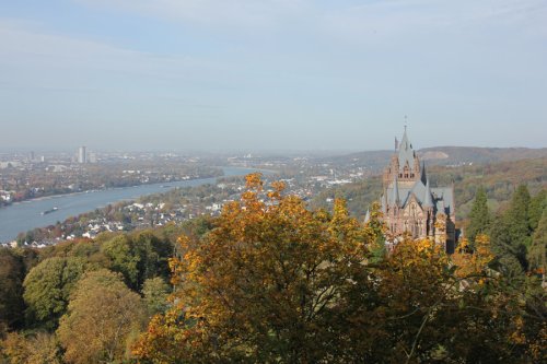 Auf dem Rheinsteig durch das Siebengebirge: in 3-5 Etappen von Bonn nach Linz