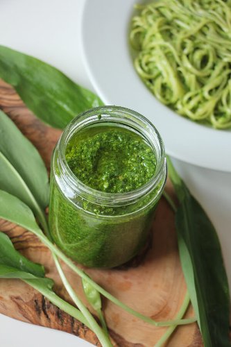 Rezept: Bärlauch Petersilien Pesto
