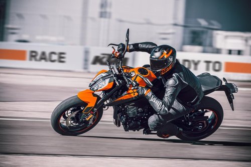Was kann die neue KTM 890 Duke?