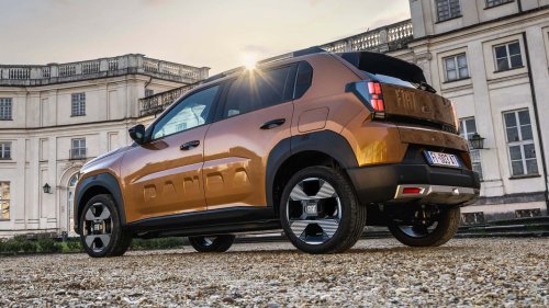 La Fiat Grande Panda à boîte manuelle et moteur non hybride débarque