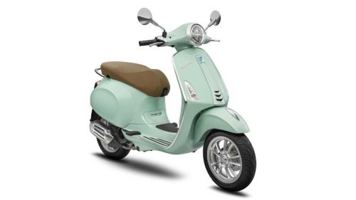Take A Look At Vespa’s Vibrant New Colorways For The Primavera And Sprint