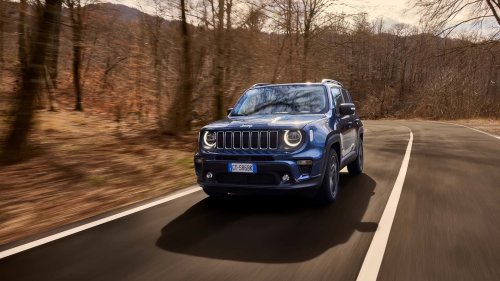 Yenilenen Jeep Renegade e-Hybrid, Türkiye’de satışa sunuldu