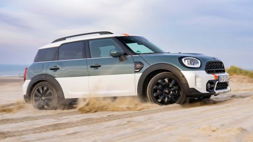 Mini Countryman Uncharted Edition debuts as (possibly) send-off model