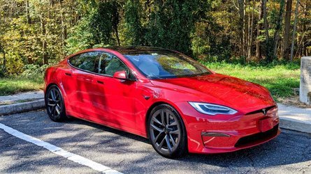 You Can Now Find Used Model S Plaids For Around $60,000