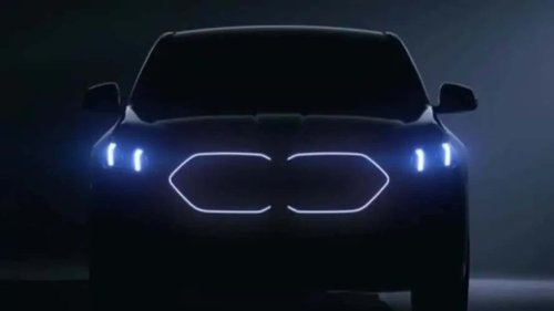 Le BMW X2 de nouvelle génération a été présenté pour la première fois avec des calandres éclairées